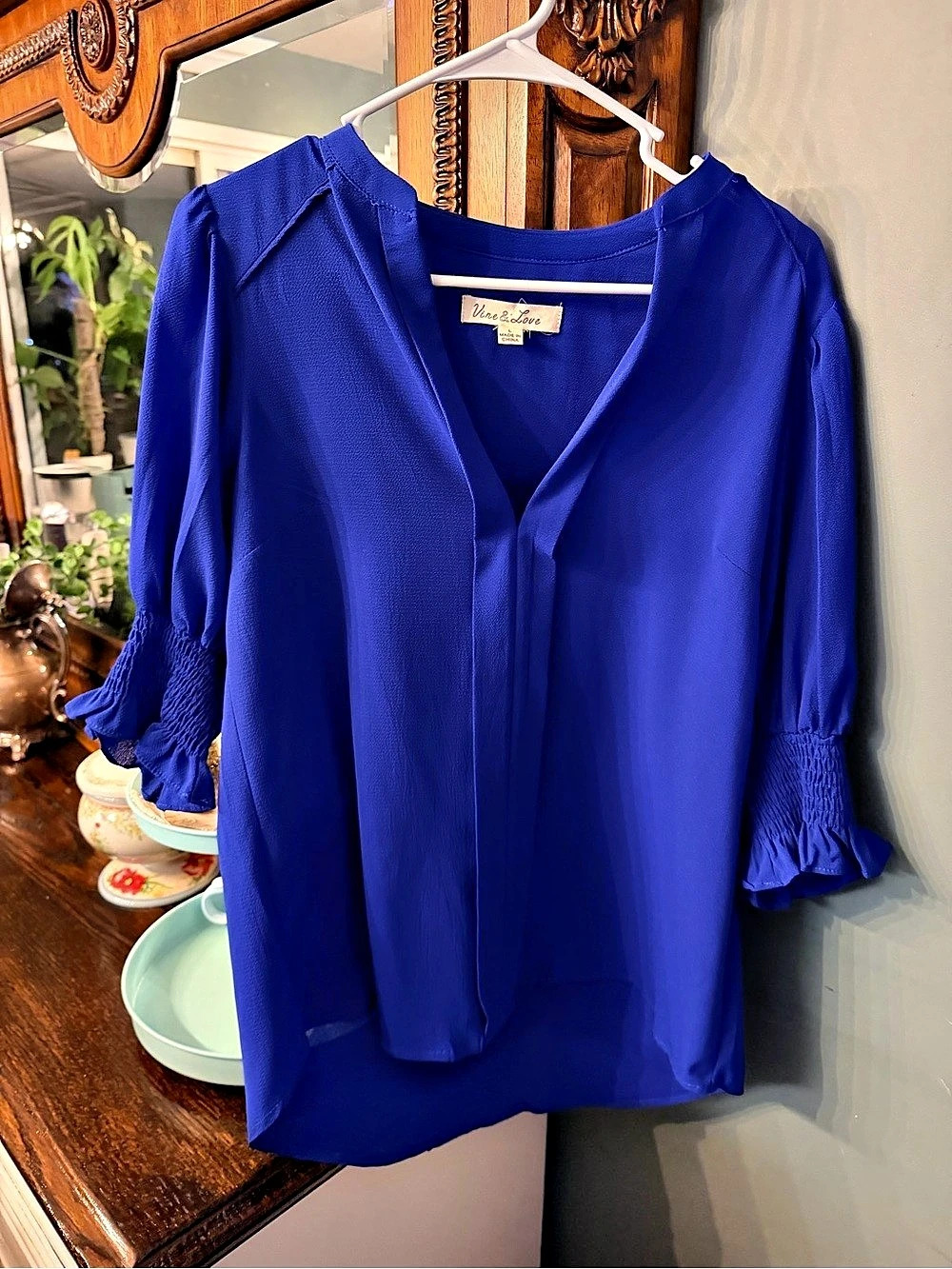 Vine & Love Blue Smocked Sleeve Blouse Like New